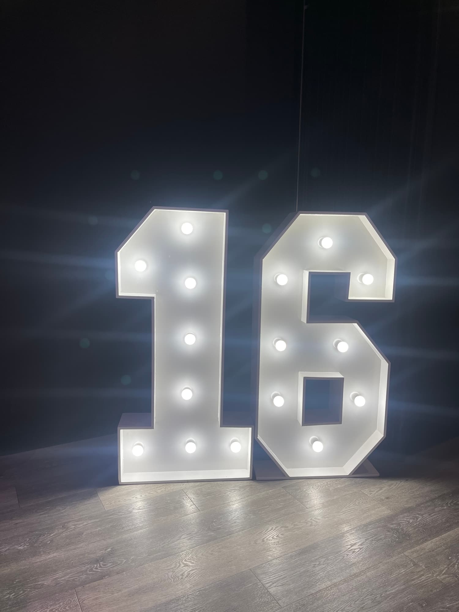 Light-up 16 marquee numbers for a sweet 16